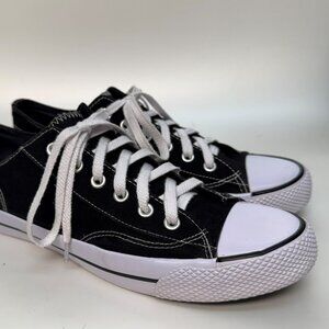 Airwalk Black Canvas Sneakers Men's Size 10.5